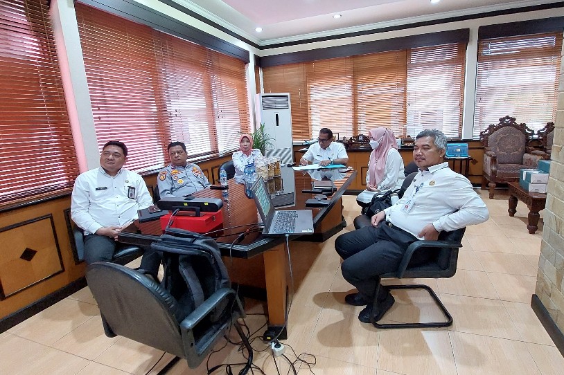Sekda Kota Balikpapan Tandatangani Komitmen Aksi Pencegahan Korupsi 2023/2024