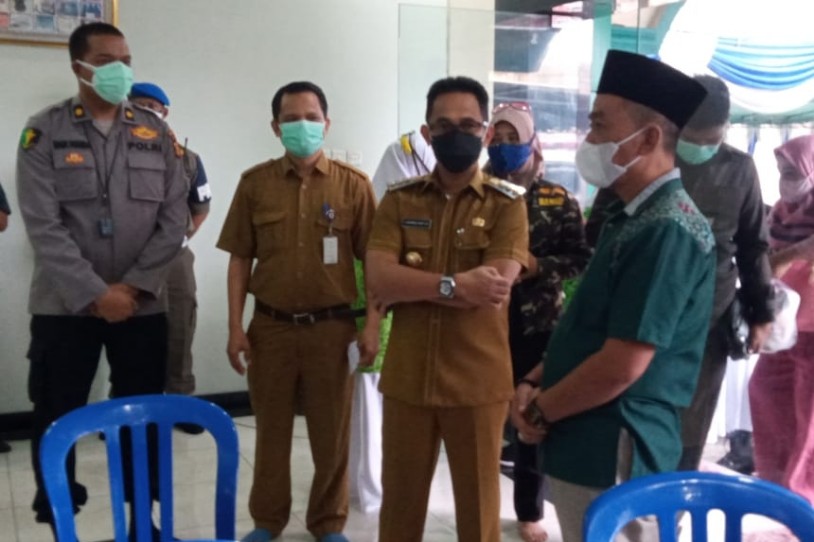 Wali Kota Balikpapan Tinjau Vaksinasi di Graha NU Kilometer 4,5