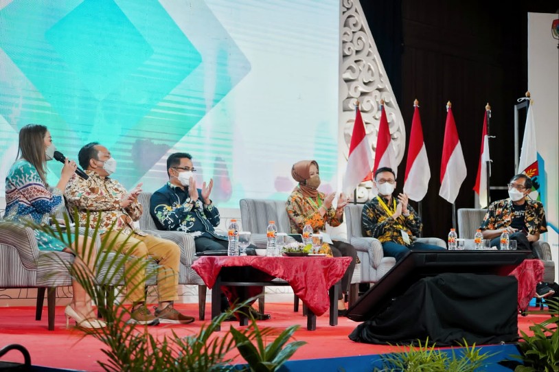Wali Kota Rahmad Mas'ud Jadi Pembicara Forum Diskusi Konsep Smart City