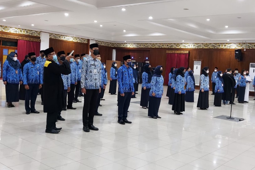 Wali Kota Lantik 42 ASN di Lingkungan Pemkot Balikpapan