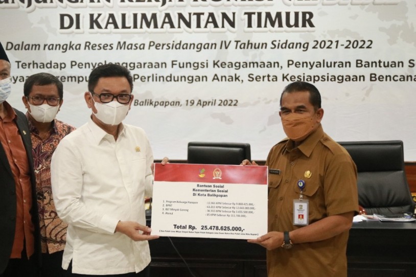 Komisi VIII DPR RI Laksanakan Kunjungan Provinsi Kaltim di Balaikota Balikpapan