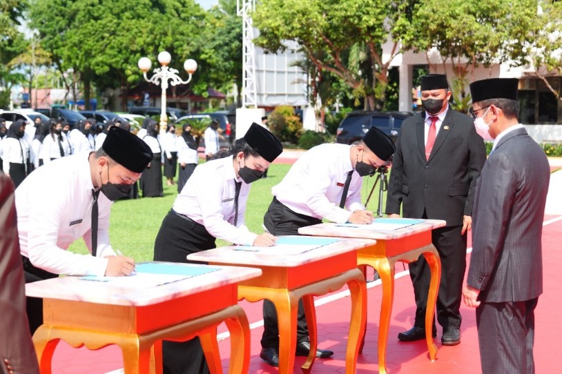 Wali Kota Balikpapan Lantik 127 PPPK Guru