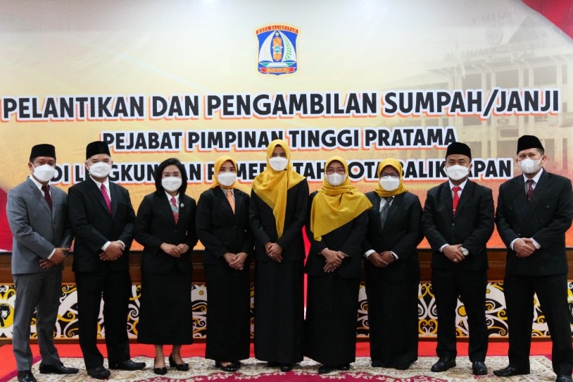 Wali Kota Lantik Sembilan Jabatan Tinggi Pratama Hasil Seleksi Terbuka