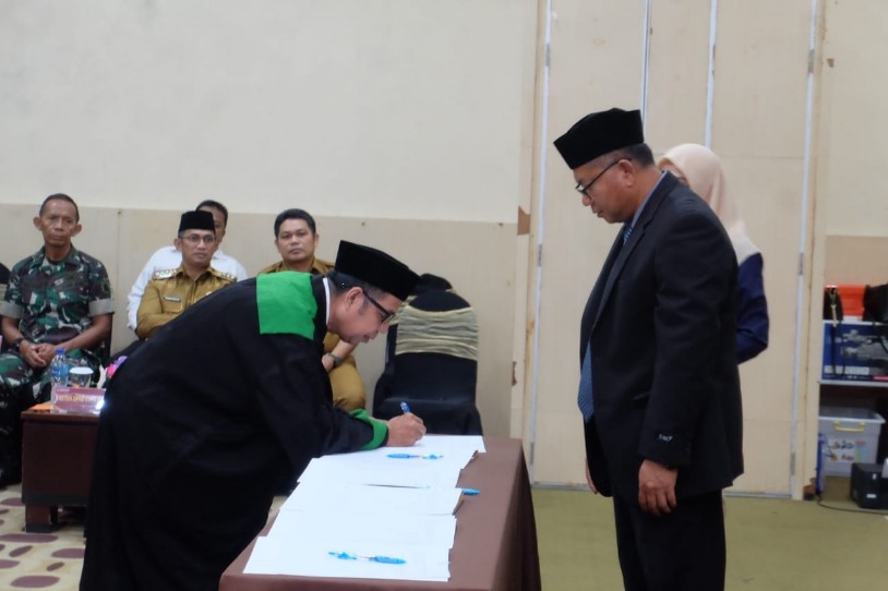 Wali Kota Hadiri Pelantikan PPS Pemilu 2024