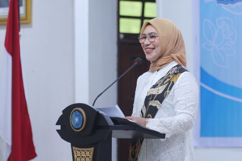 Lantik Ketua TP PKK Empat Kecamatan, Ketua TP PKK Kota Titipkan Kader-Kader