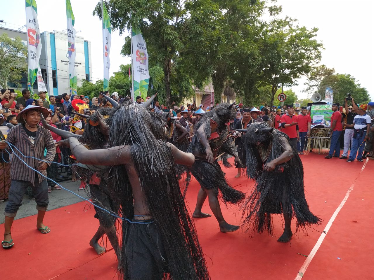 Pawai Budaya 2019 Meriah, Ribuan Warga Padati Area Pawai