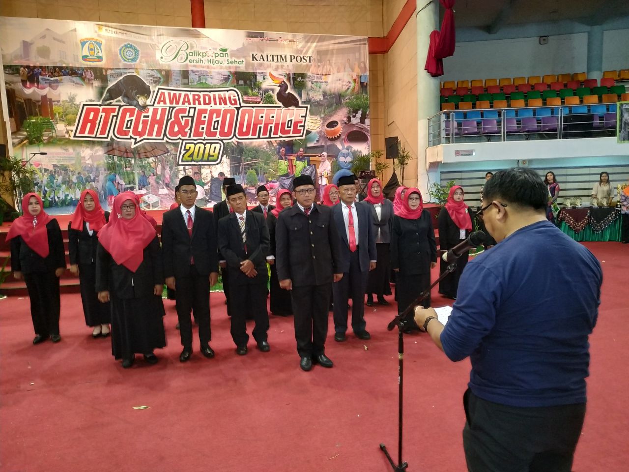 Pemkot Berikan Penghargaan CGH Kepada  RT dan  Perusahaan Eco Office 2019