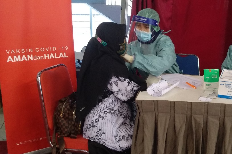 750 Guru Jadi Sasaran Vaksinasi Suntikan Kedua