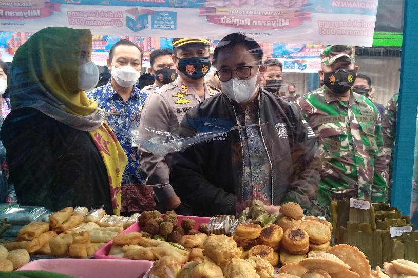 Wali Kota dan Loka POM Tinjau dan Tes Kandungan Berbahaya di Pasar Ramadan Balikpapan
