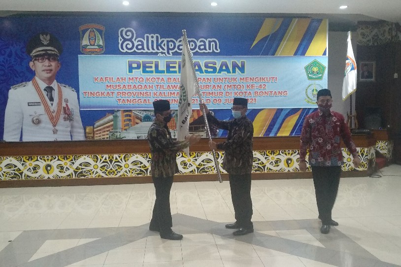 Wali Kota Lepas Kafilah MTQ Kota Balikpapan, Ikuti Lomba Tingkat Provinsi di Bontang