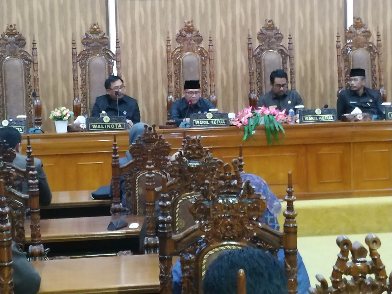 Paripurna Terakhir DPRD 2015-2019, Wali Kota Sampaikan Pantun