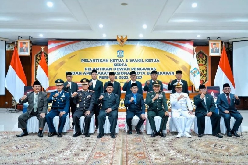 Wali Kota Balikpapan Lantik Pengurus dan Dewan Pengawas Baznas Kota Balikpapan