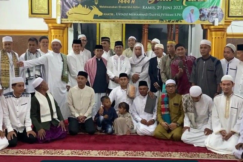 Momen Iduladha 1444 Hijriah, Wali Kota Salat Id di Masjid Ad Din Manggar,