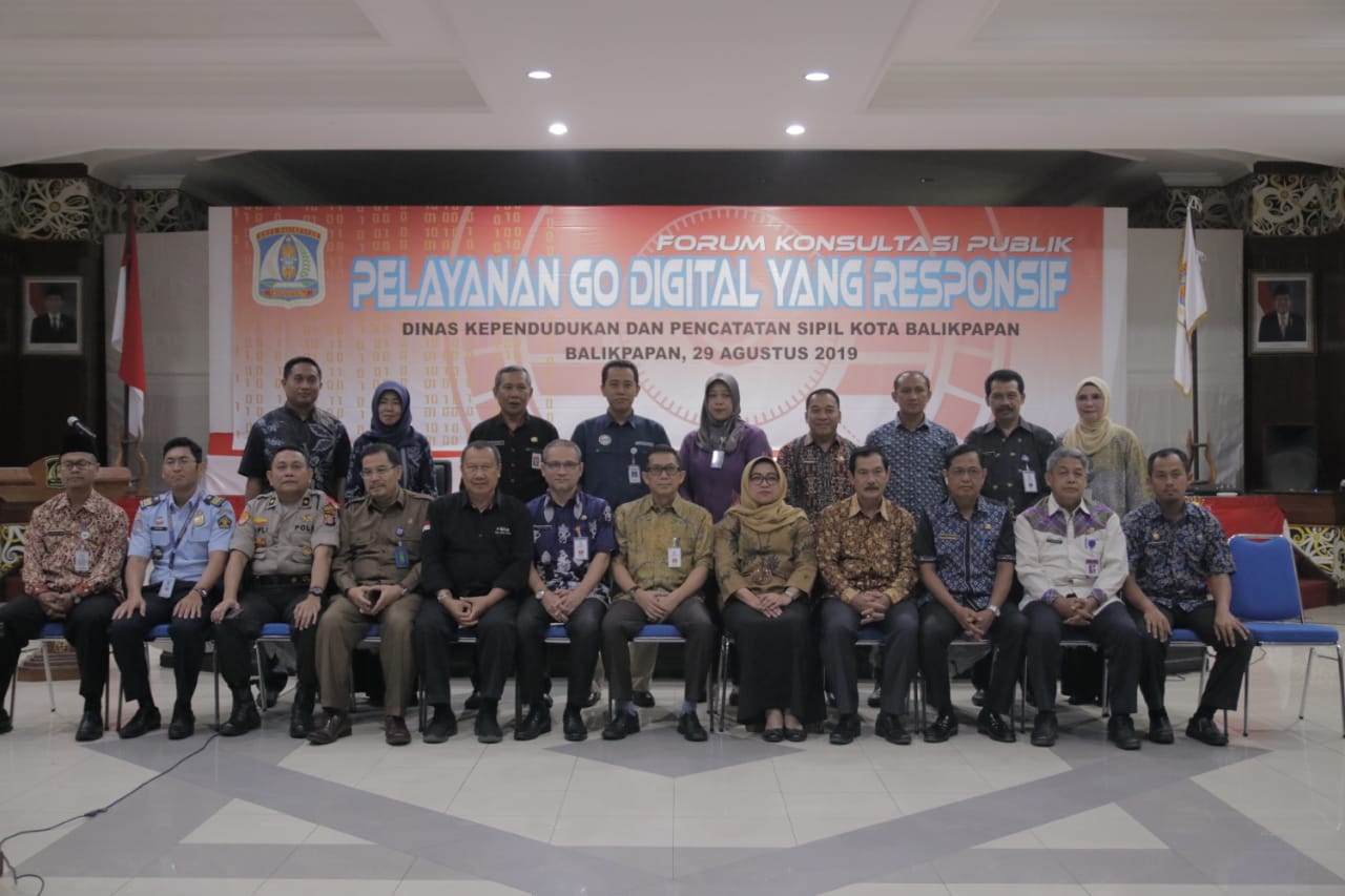 Disdukcapil Balikpapan Gelar Uji Publik Standar Pelayanan Kependudukan 