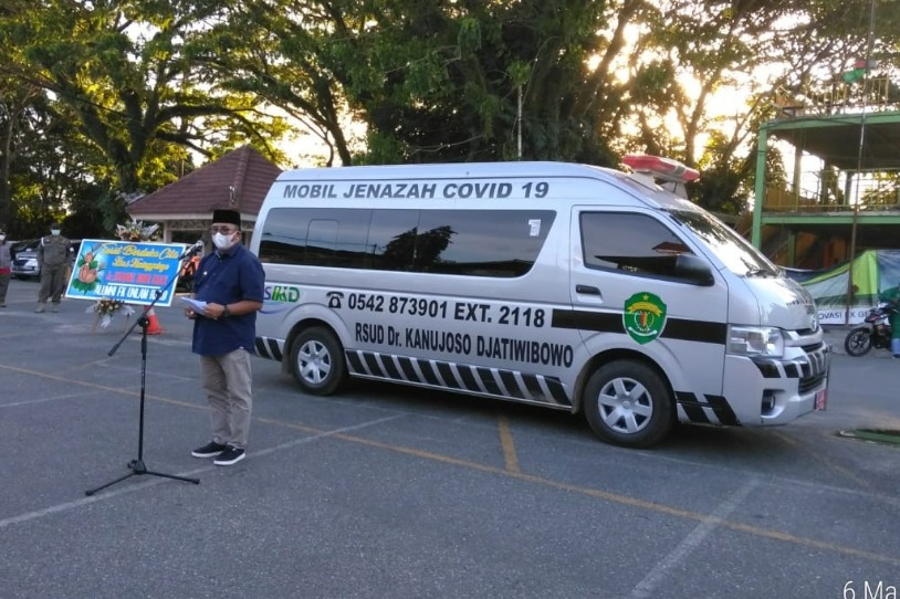 Wali Kota Lepas Jenazah Dokter Rizqoni di RSKD