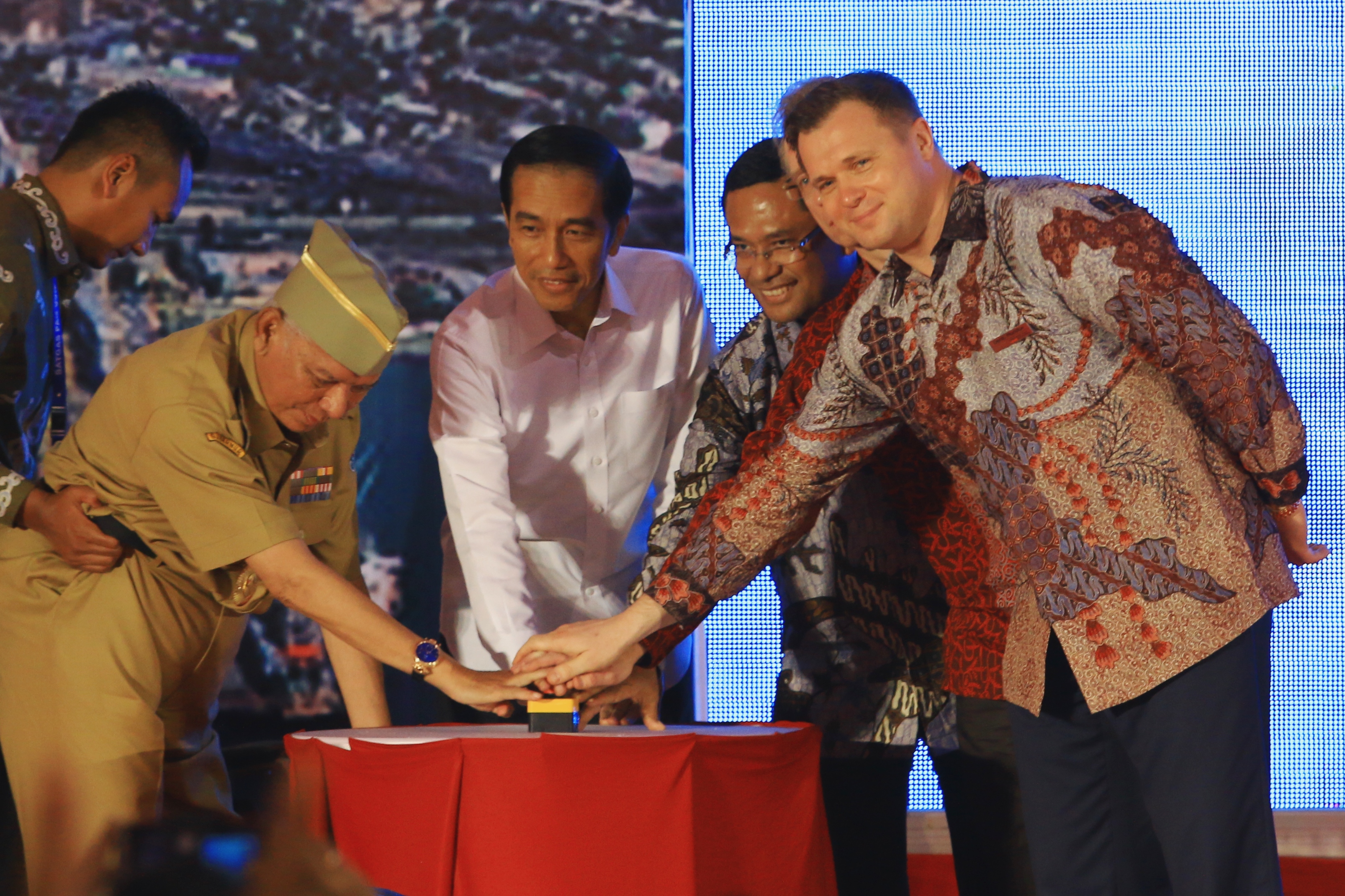Berkunjung ke Kaltim, Presiden Jokowi Resmikan Proyek-Proyek Strategis