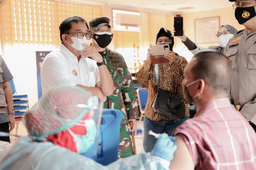 Vaksinasi Tahap Dua Mulai Dilaksanakan, Lokasi Pertama Pasar Klandasan